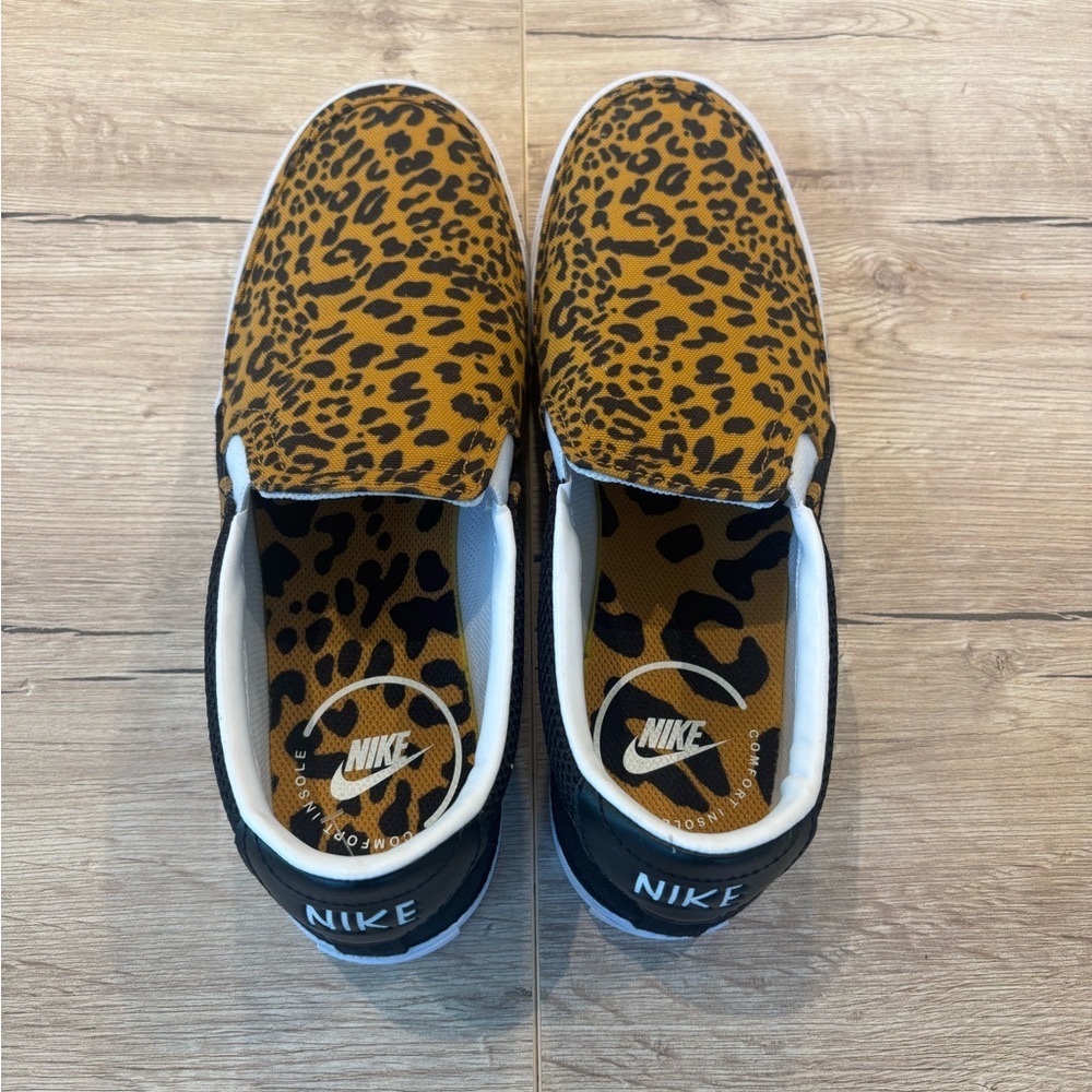 BRAND NEW Nike Women’s Court Legacy fit Leopard slip-on classic sneaker.